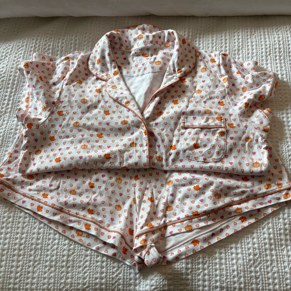 Roller Rabbit Autumn Hearts Polo PJs - Picture 3 of 4